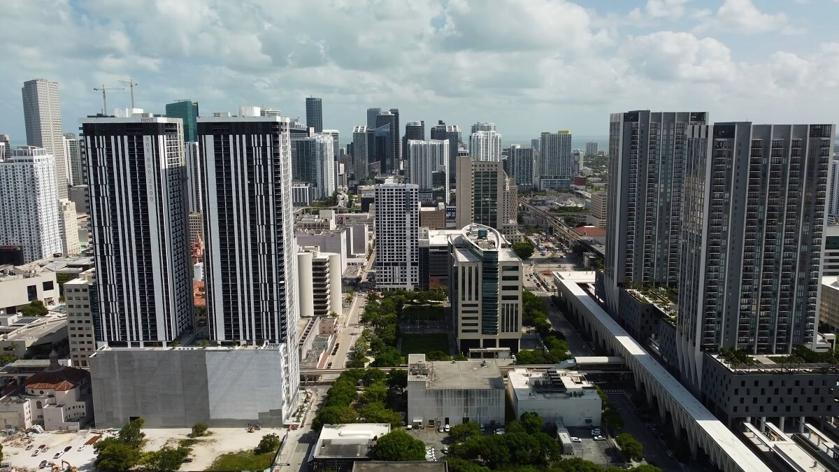 Aerial view of Miami's skyline, highlighting the city's modern real estate developments